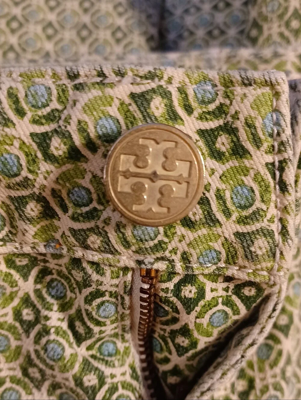Tory Burch Botanical Light Green MIA Slim Boot Cut Denim Jeans. Size 28